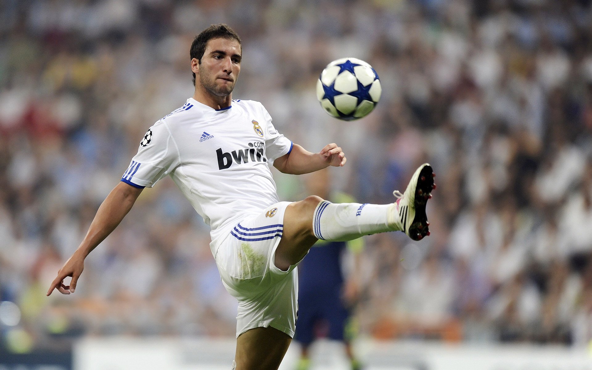 猛龙绝杀与伦纳德接管，体育宇宙的平行叙事